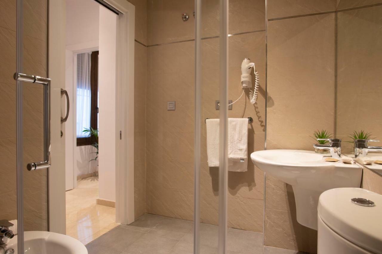 San Jeronimo 17 Suites Granada Ngoại thất bức ảnh